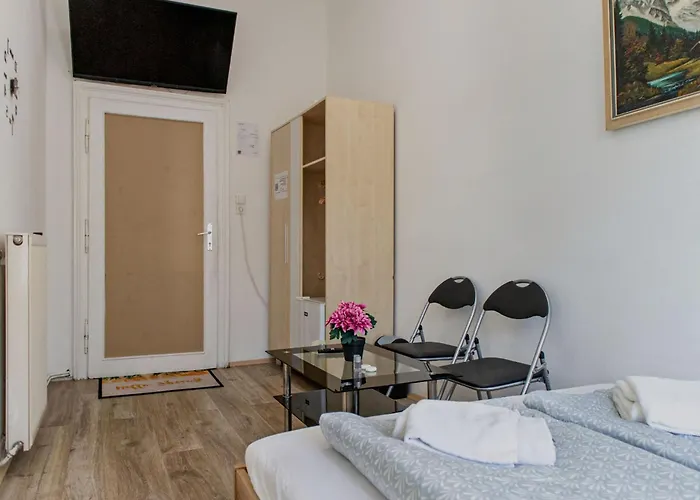 Relaxing Private Near The Danube River & Millennium Maison d'hôtes *